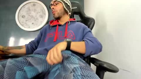 Kevin online show from 02-26-25, 01:41