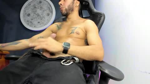 Kevin online show from 03-08-25, 11:39