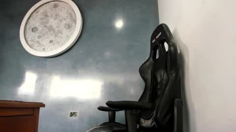 Kevin online show from 10-09-25, 04:49