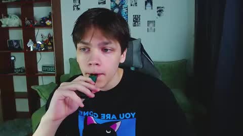 Kevin online show from 09-19-25, 04:03