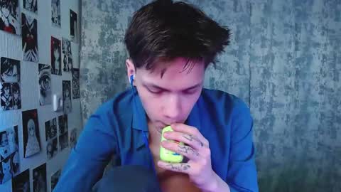 Kevin online show from 11-20-25, 05:07