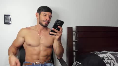 kevin_malone22 online show from 12-22-25, 09:56