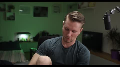 Snapshot of kevin_park chatting on 02-07-25, 03:08 Kev online show from 02-07-25, 03:08