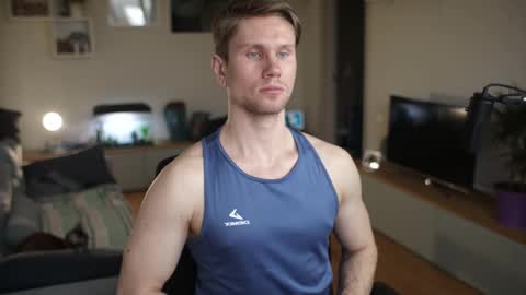 Snapshot of kevin_park chatting on 03-05-25, 01:06 Kev online show from 03-05-25, 01:06