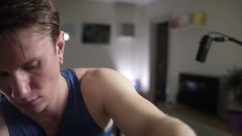 Snapshot of kevin_park chatting on 03-06-25, 02:51 Kev online show from 03-06-25, 02:51