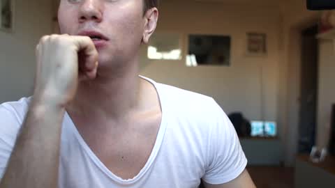 Snapshot of kevin_park chatting on 03-07-25, 01:29 Kev online show from 03-07-25, 01:29