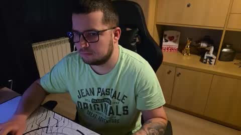 Kevinn online show from 02-09-26, 07:34