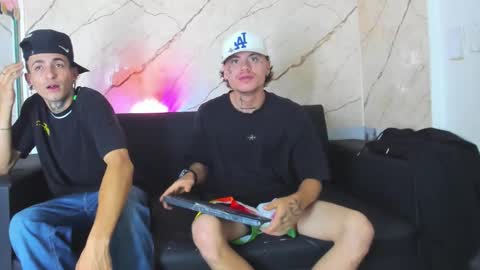 kevinperlas_ online show from 11-08-25, 01:39