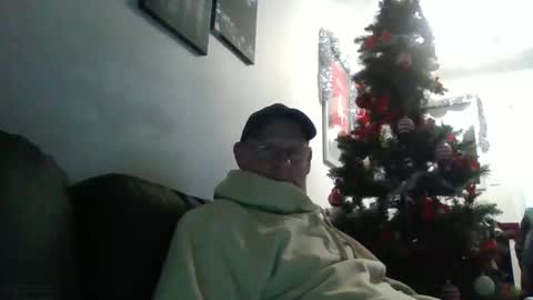 kevlooking4sez online show from 12-27-24, 11:21