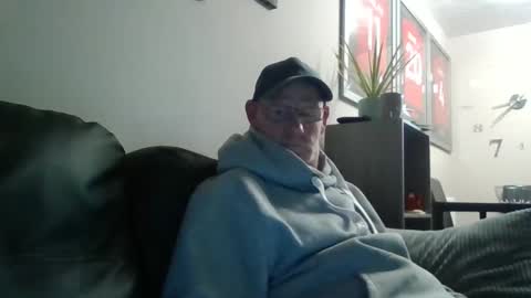 kevlooking4sez online show from 09-23-25, 07:39