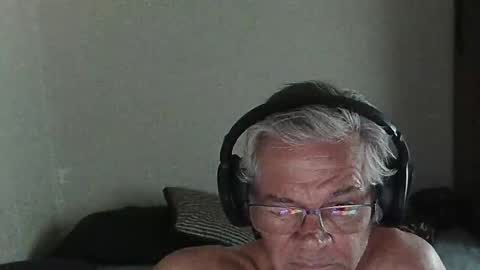 Snapshot of kevwestunder9696 chatting on 02-20-25, 10:37 kevwestunder9696 online show from 02-20-25, 10:37