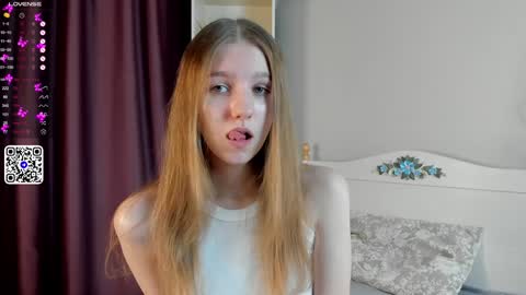Snapshot of keylalong chatting on 01-24-25, 03:13 Hi Im Mary Glad to see you in my room PVT is open online show from 01-24-25, 03:13