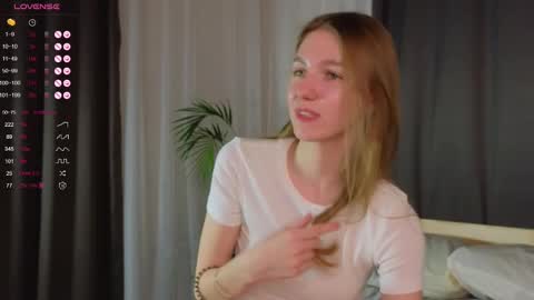 Snapshot of keylalong chatting on 02-20-25, 03:08 Hi Im Mary Glad to see you in my room PVT is open online show from 02-20-25, 03:08