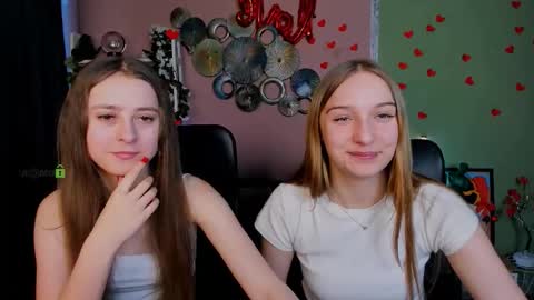 Snapshot of keylas_moan chatting on 02-18-26, 01:29 Keylas online show from 02-18-26, 01:29