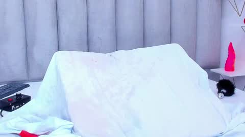 Keylla online show from 01-14-25, 12:33