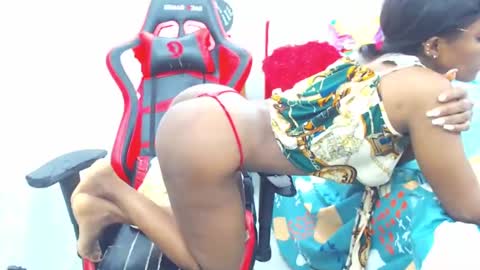 Sandy Saenz online show from 01-26-25, 01:36