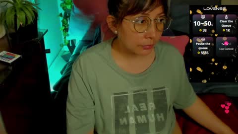 Snapshot of keyt_foxxx chatting on 02-04-25, 02:49 Danna Sofia online show from 02-04-25, 02:49