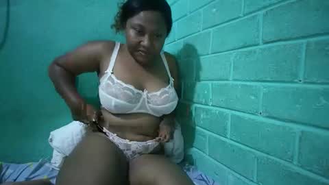 Snapshot of kezia0910 chatting on 01-07-26, 02:47 kezia0910 online show from 01-07-26, 02:47