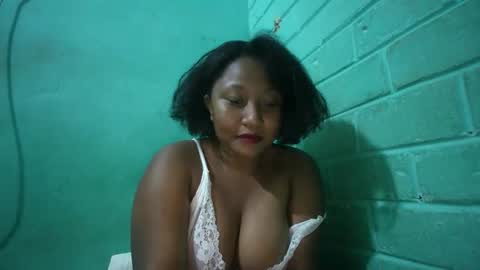 Snapshot of kezia0910 chatting on 02-15-26, 06:04 kezia0910 online show from 02-15-26, 06:04