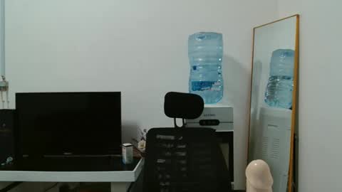 Khaleesi online show from 11-27-25, 06:15