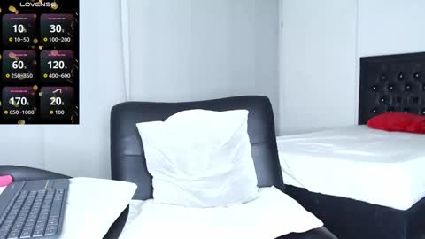 Khalid Rumie online show from 10-25-25, 01:35