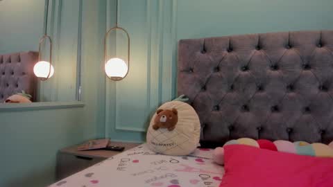 Kathe Hot online show from 12-17-24, 02:12