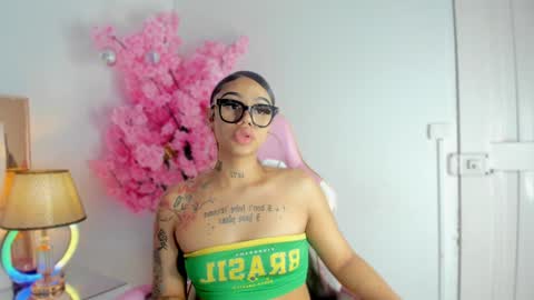 Khelany Isyy  online show from 12-04-24, 12:52