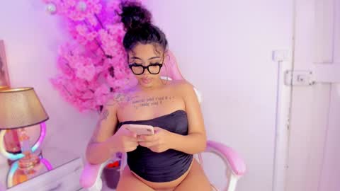 Khelany Isyy  online show from 12-05-24, 08:55