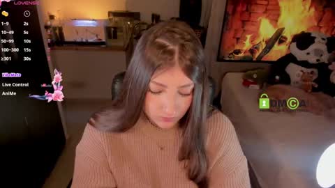 Snapshot of khionebesset chatting on 02-28-25, 09:36 Khi. online show from 02-28-25, 09:36