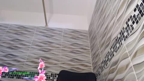 Snapshot of khloe33 chatting on 01-31-26, 07:11 khloe33 online show from 01-31-26, 07:11