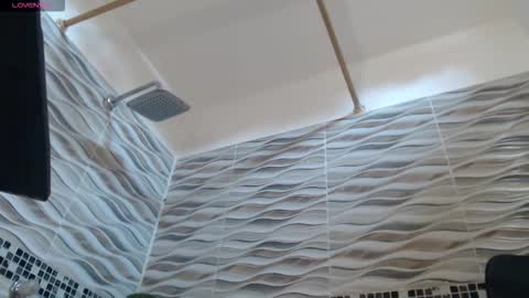 Snapshot of khloe33 chatting on 02-08-26, 03:48 khloe33 online show from 02-08-26, 03:48