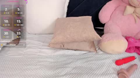 Snapshot of khloe_cutee chatting on 09-26-25, 06:12 Khloe Cute online show from 09-26-25, 06:12