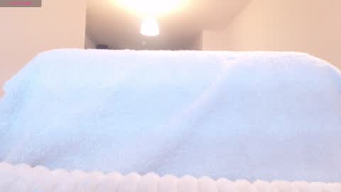 Snapshot of khloe_star chatting on 02-06-25, 05:09 Khloe online show from 02-06-25, 05:09