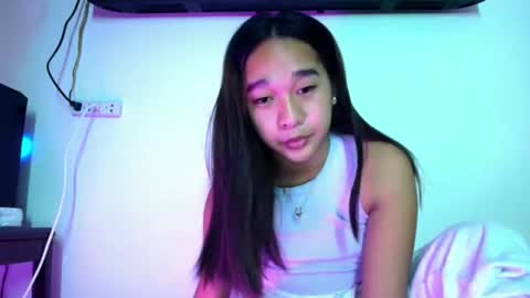 i love bella online show from 11-25-25, 06:35