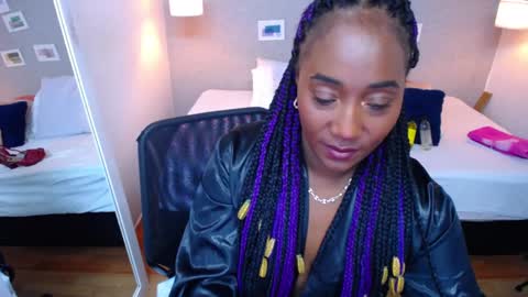 Snapshot of kiara_evanss chatting on 01-14-25, 08:48 Kiara online show from 01-14-25, 08:48
