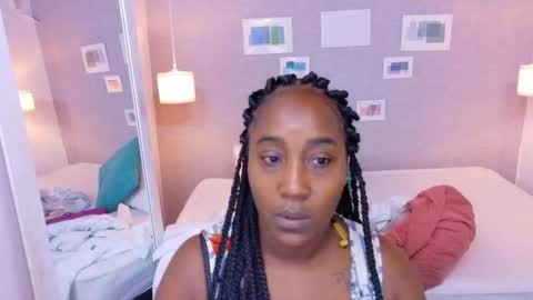 Snapshot of kiara_evanss chatting on 09-20-25, 02:45 Kiara online show from 09-20-25, 02:45