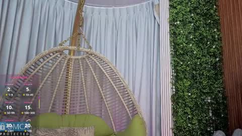 Kiara Zahiri online show from 11-11-25, 10:48