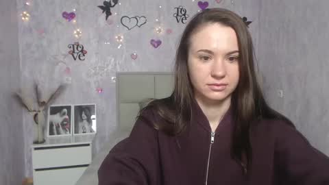 Kara online show from 02-18-25, 06:26