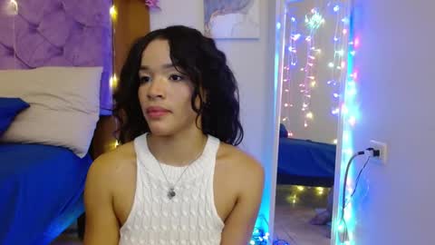 Snapshot of kiararose19 chatting on 01-28-25, 11:28 Kiara online show from 01-28-25, 11:28