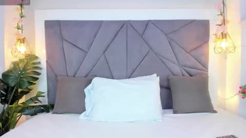 kiarha  online show from 10-14-25, 11:22