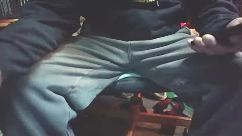 Snapshot of kick_1_down chatting on 12-04-24, 09:57 kick_1_down online show from 12-04-24, 09:57