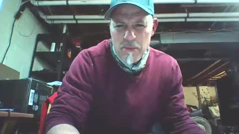 Snapshot of kick_1_down chatting on 12-15-24, 07:21 kick_1_down online show from 12-15-24, 07:21