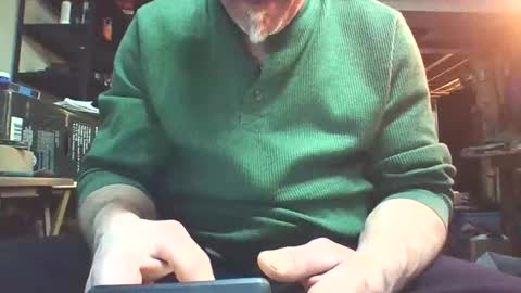 Snapshot of kick_1_down chatting on 01-27-25, 05:04 kick_1_down online show from 01-27-25, 05:04