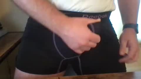 Snapshot of kickboxer04 chatting on 12-06-24, 01:44 kickboxer04 online show from 12-06-24, 01:44