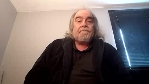 KICKINME online show from 03-11-25, 01:23