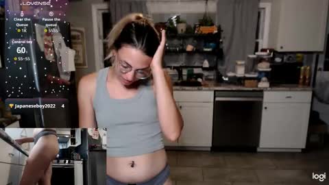 Kiersten online show from 10-13-25, 02:33