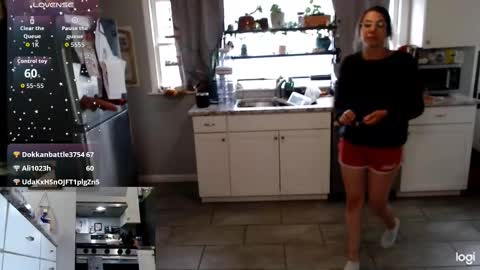 Kiersten online show from 10-21-25, 04:41