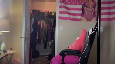 Snapshot of kierstencolexo chatting on 12-16-24, 03:00 KIERSTENCOLEXO 66 AMAZON GODDESS online show from 12-16-24, 03:00