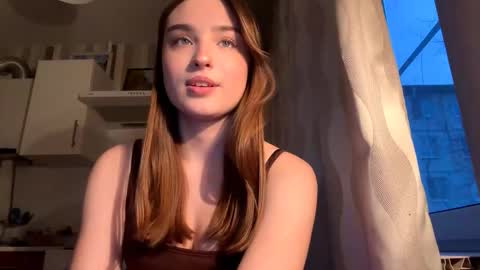 Ola my name is Lissa  Lets hit 10 Thumbs Up together   online show from 03-18-26, 03:15