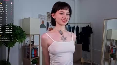 Snapshot of kieshaswymer chatting on 11-26-25, 01:06 Vanessa online show from 11-26-25, 01:06